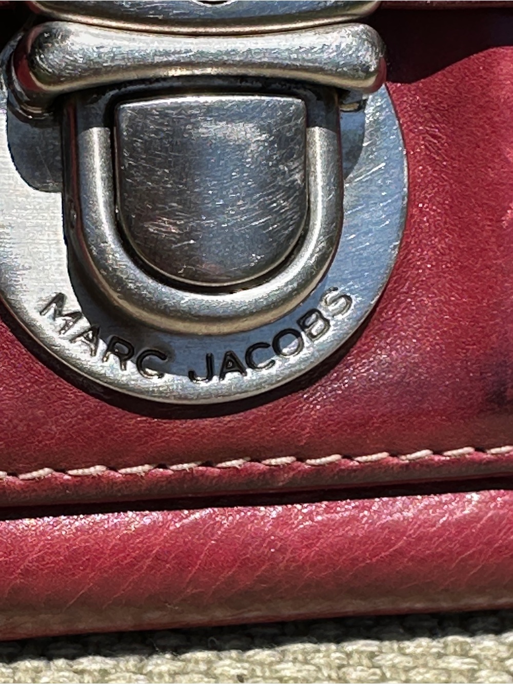 Marc Jacobs Burgundy Leather Wallet Clutch with Front Pockets - Picture 7 of 13